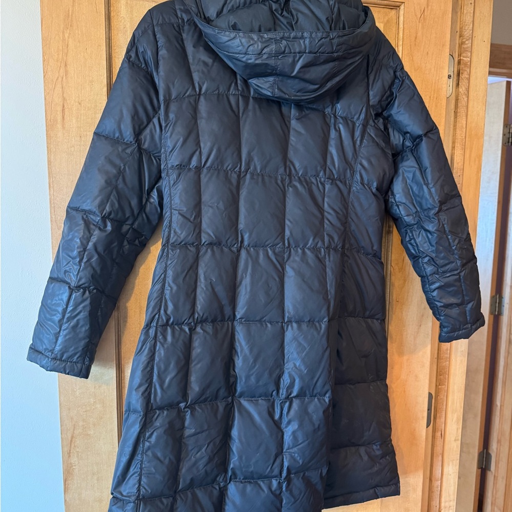The North Face Black Puffer Jacket - Picture 4 of 4